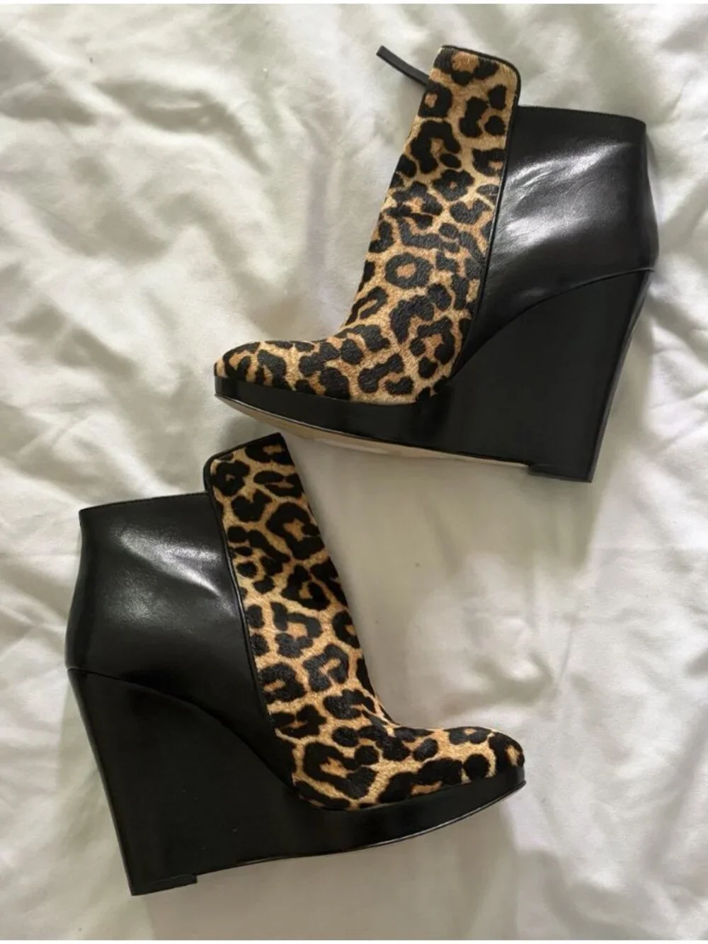 Michael Kors Clara Natural Printed Haircalf Bootie Size 7 Animal Print